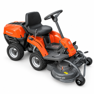 Husqvarna R 112C na beloj pozadini